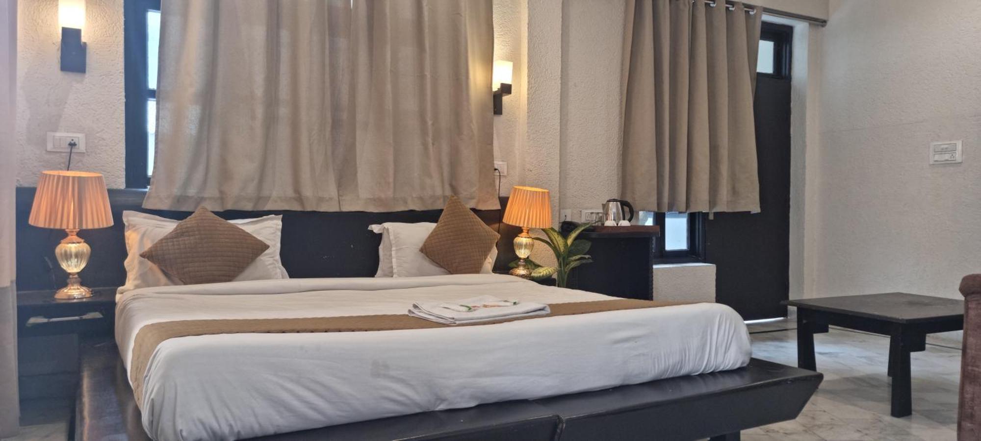 Praana Wellness Resort By Around Stays Rishīkesh Buitenkant foto