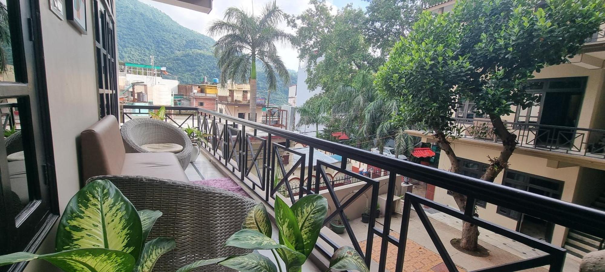 Praana Wellness Resort By Around Stays Rishīkesh Buitenkant foto