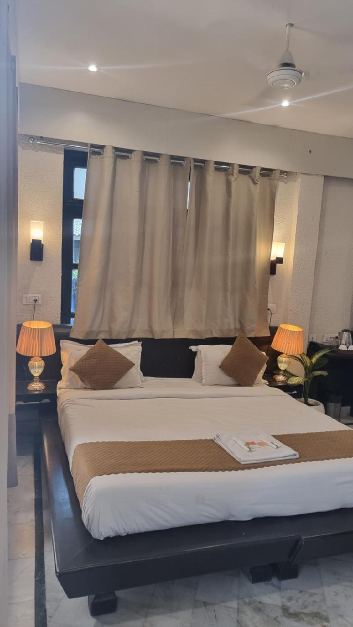 Praana Wellness Resort By Around Stays Rishīkesh Buitenkant foto