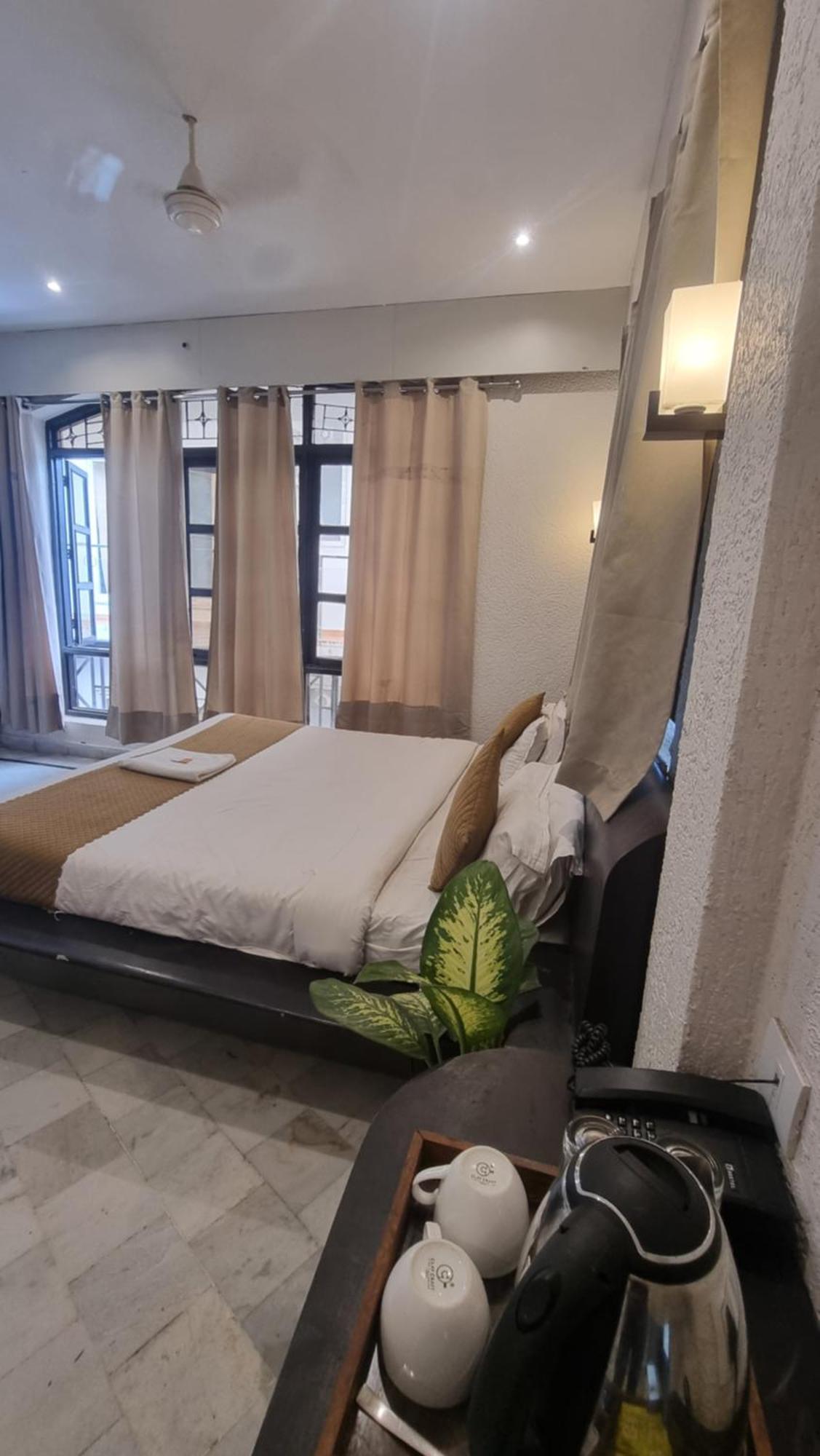 Praana Wellness Resort By Around Stays Rishīkesh Buitenkant foto
