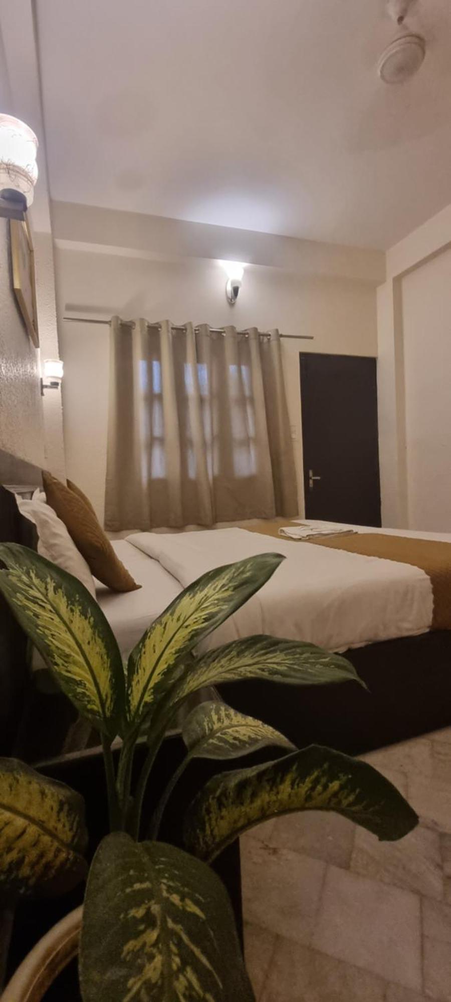 Praana Wellness Resort By Around Stays Rishīkesh Buitenkant foto