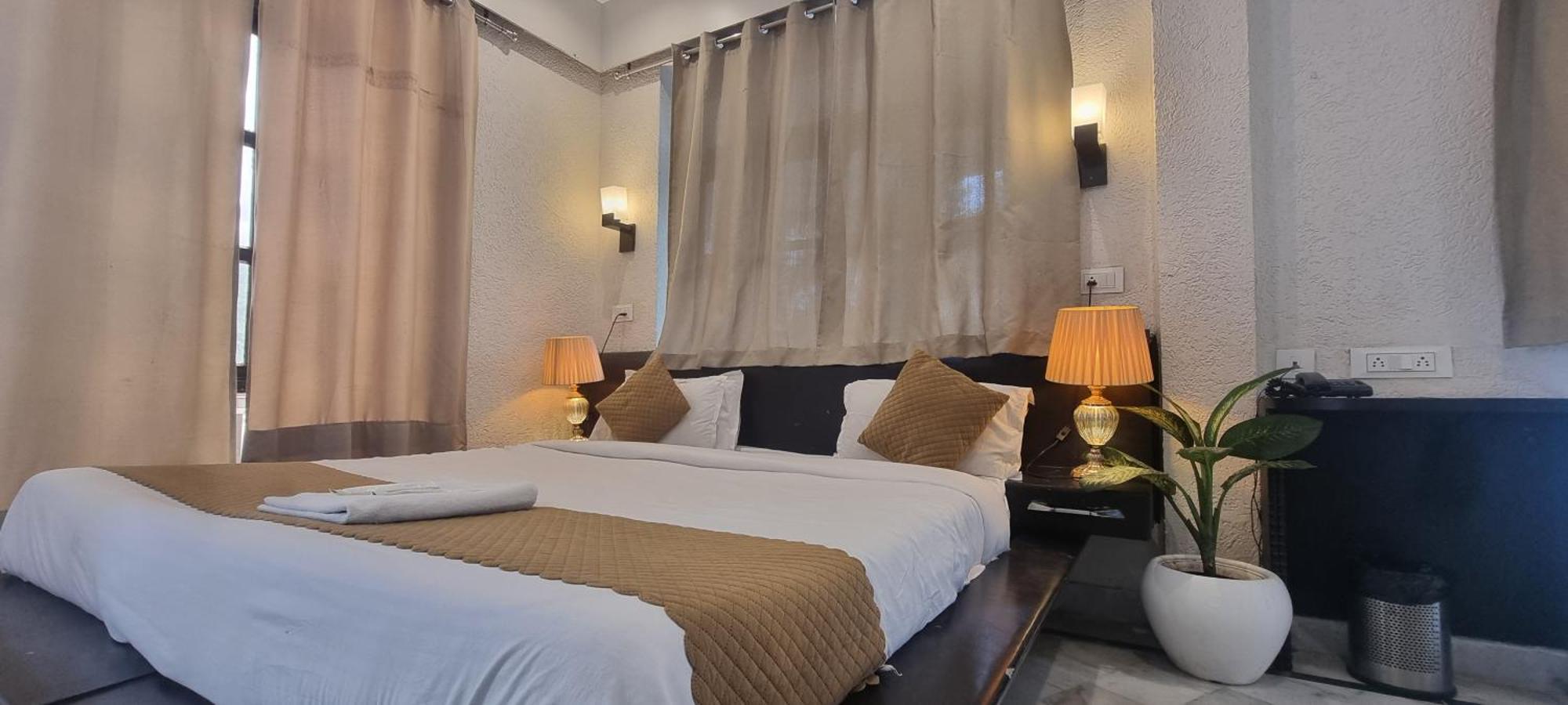Praana Wellness Resort By Around Stays Rishīkesh Buitenkant foto